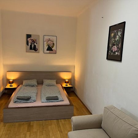 Apartment With Parking In The Center - 500M From Hlavni Nadrazi Brno Exterior photo